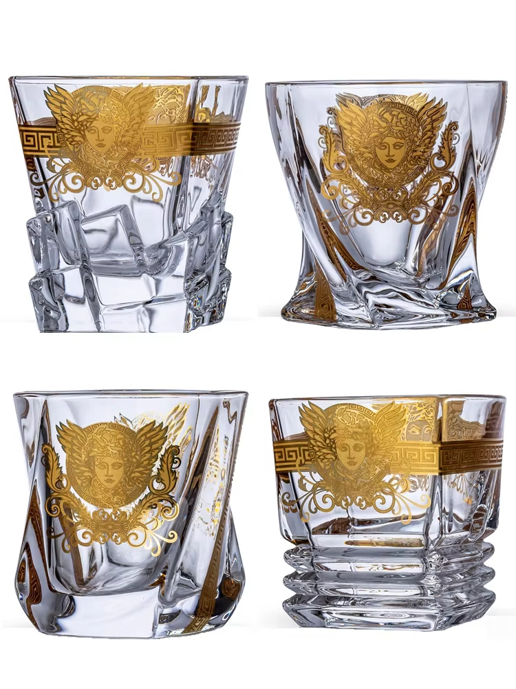 Medusa Gold Head Painted Whisk - Wine Beer And Liquor recensie en prijs